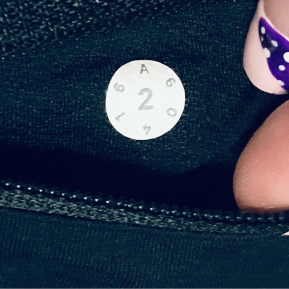 Lululemon Speed Shorts - Picture 6 of 9